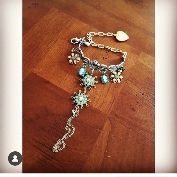 Cosmik Souls Silver Plated Bracelet w Finger Loop - Picture 1 of 2